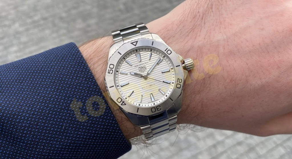 TAG Heuer Aquaracer Pro 200