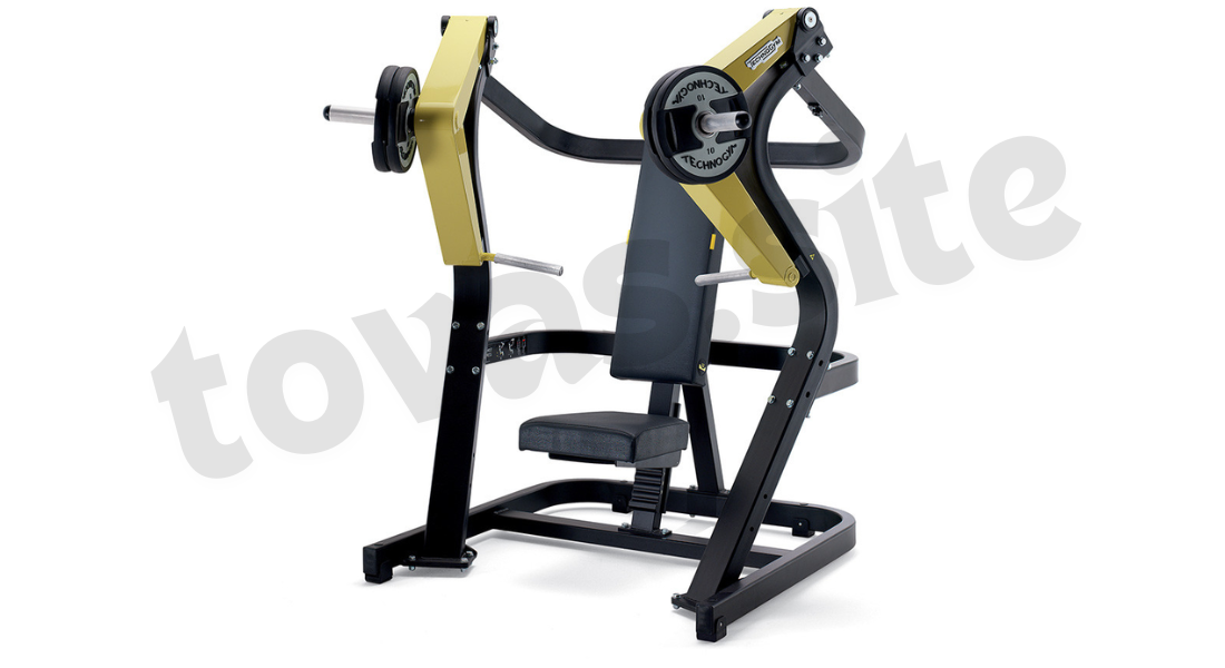 Technogym Pure Strength Pulldown 